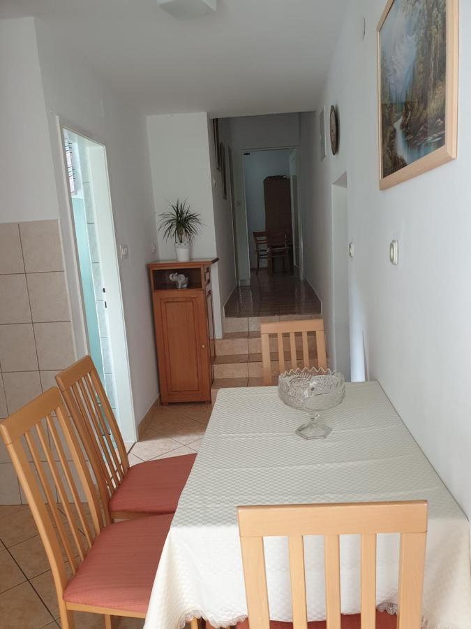 Apartmani I Sobe Jusic Rab Town Exterior foto